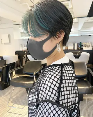 ショート ラベンダーカラー＆ ミルクティー太田のヘアスタイル