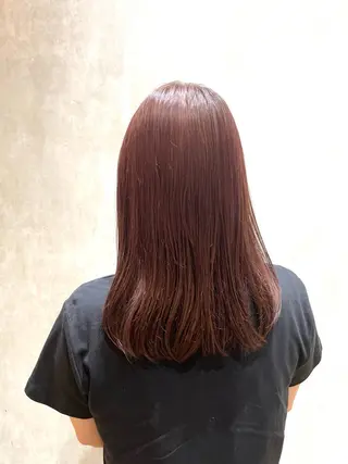 ミディアム 髪質改善ストレート オルメントのヘアスタイル