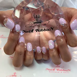 ネイル ネイルリボン 受付スタッフのネイルデザイン