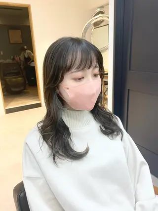 ミディアム カラー パーマ ヘアアレンジ メンズ キッズ ネイル マツエク・マツパ アイブロウ レイヤーカット 🌿透け感カラーのヘアスタイル