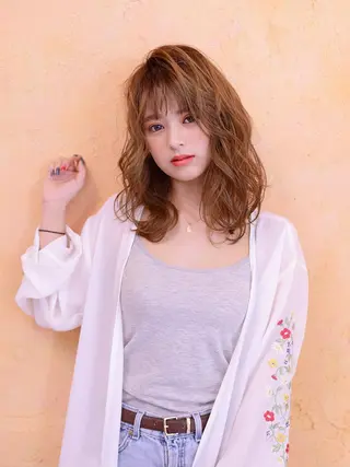 カラー 高岡 杏実のヘアスタイル