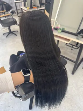 ロング カラー 赤み無し柔らかカラー 【梅田】madokaのヘアスタイル