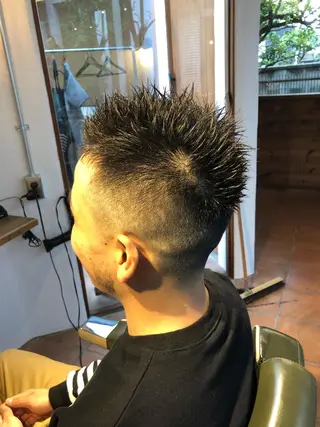 ショート メンズ 冨士川 英樹のヘアスタイル