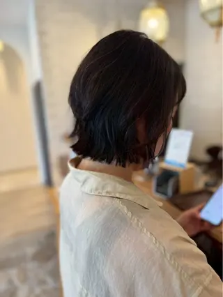 ミディアム 神谷 あいりのヘアスタイル