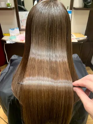 ミディアム パーマ 韓国風🇰🇷うる艶 レイヤー/海青🫧のヘアスタイル