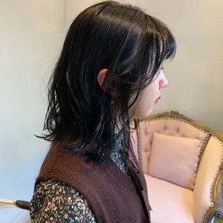 ミディアム カラー SAKINO. ベージュカラーのヘアスタイル
