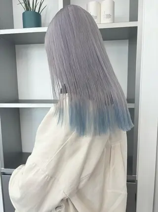 セミロング カラー ヘアアレンジ 🎨ハイトーン/ 切りっぱなし みつきのヘアスタイル
