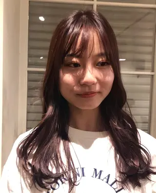 ロング カラー 鈴木 世莉のヘアスタイル