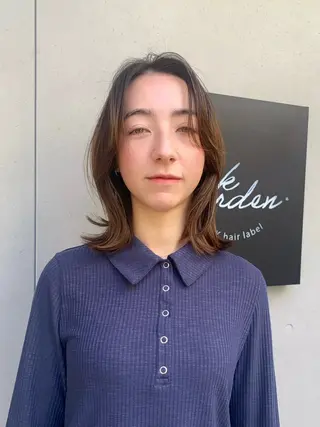 ミディアム 細川 めぐみのヘアスタイル