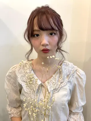 セミロング ヘアアレンジ KAORU オリーブカラーのヘアスタイル