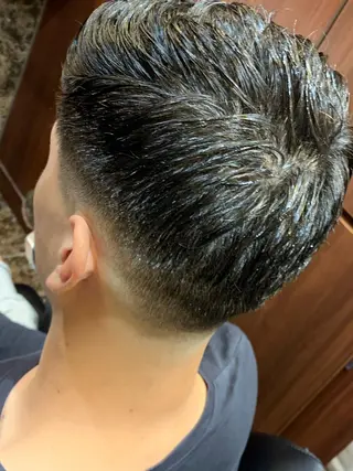 ショート メンズ 羽木 隆徒のヘアスタイル