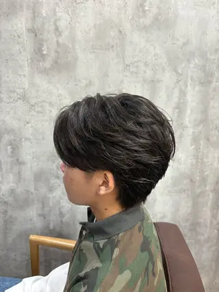 ショート パーマ メンズ 韓国メンズヘア/ 毛流れヘア　須田龍世のヘアスタイル