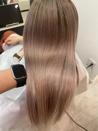 ロング ハイライト&ブリーチ 💇🏼‍♀MAHOのヘアスタイル