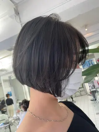 ショート カラー HEADS ex市川 ママ美容師ARISAのヘアスタイル