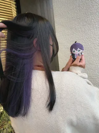 ロング カラー やまこし 美裕樹のヘアスタイル