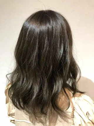 ミディアム パーマ 中村 玲美のヘアスタイル