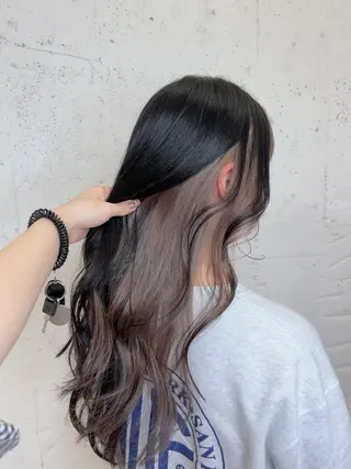 ロング カラー 透明感ハイトーン🦄 キラ🌈のヘアスタイル