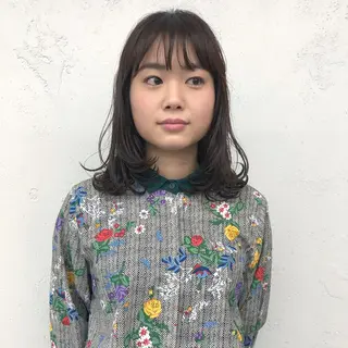 セミロング パーマ era shioriのヘアスタイル