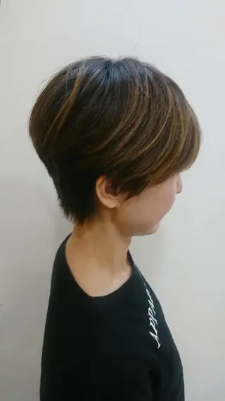 ショート 齋藤 愛美のヘアスタイル