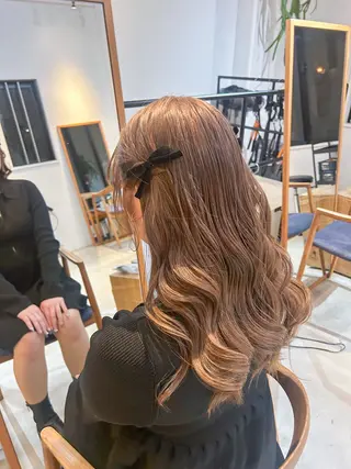 セミロング カラー メイ🩰 大阪/ヘアセットのヘアスタイル