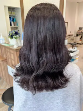セミロング 薮押 いづみのヘアスタイル