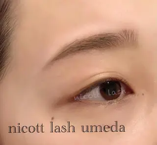 サクラブロウ 難波のマツエク・マツパデザイン