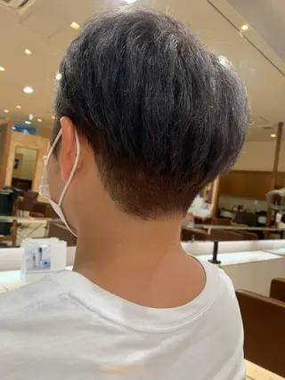 ショート カラー メンズ ハイトーンカラー🩵 耳ツボジュエリー👂のその他イメージ