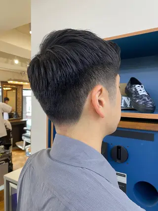 ショート メンズ kureha /フェードカットのヘアスタイル