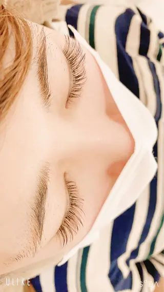 マツエク・マツパ 中村 眞歩のヘアスタイル