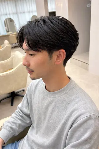 メンズ カイト/透明感カラー /艶髪のヘアスタイル