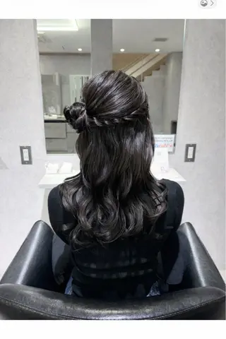 ロング ヘアアレンジ Sol / chika🪽のヘアスタイル