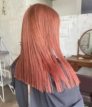 ロング カラー パーマ ヘアアレンジ メンズ キッズ ネイル マツエク・マツパ アイブロウ モリモト サナのヘアスタイル