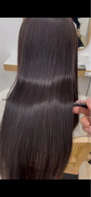 セミロング 渋谷　今泉ひろき 髪質改善×美髪矯正のヘアスタイル