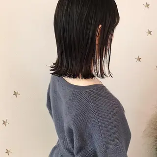ミディアム 市川 千夏のヘアスタイル
