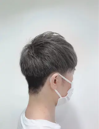 ショート カラー 縮毛矯正/髪質改善 /韓国風　山川春輝のヘアスタイル