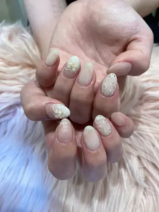 ネイル crystal ⭐︎ colorのネイルデザイン