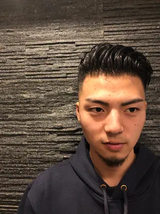 ショート パーマ メンズ 牧 颯斗のヘアスタイル