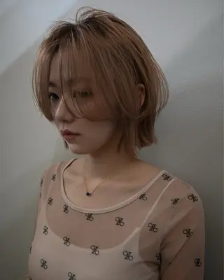 カラー aya / ニュアンスカラーのヘアスタイル