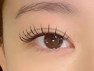 マツエク・マツパ amie久宝寺店所属・amie 伊藤の眉毛・アイブロウイメージ