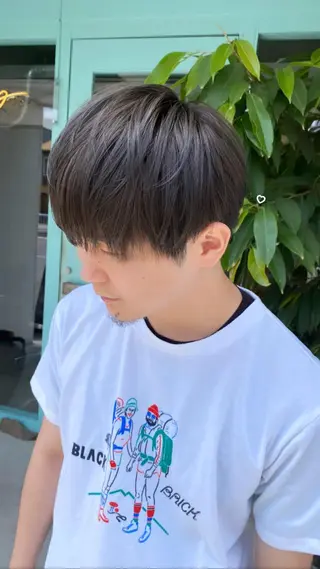 ショート カラー メンズ KVELL ユナのヘアスタイル