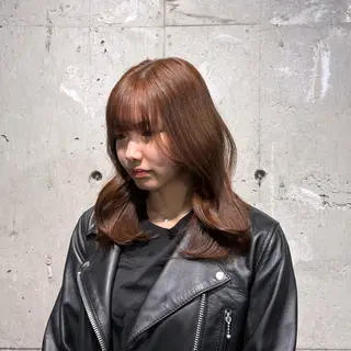 カラー 透明感ベージュ🤎 ナチュラルレイヤーのヘアスタイル