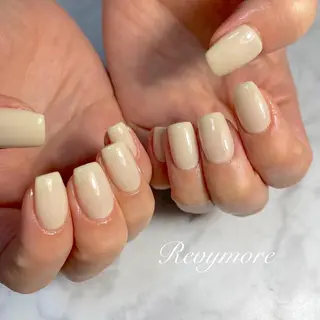 ミディアム ネイル nail salon Revymoreのネイルデザイン