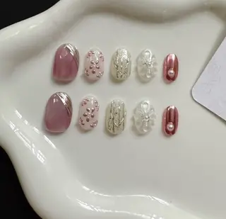 ネイル Pure&Rich Nailのネイルデザイン