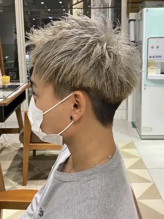 ショート カラー メンズ 齋藤 咲のヘアスタイル