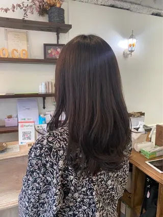 ロング ツヤ感カラーレイヤー カット川野莉空のヘアスタイル