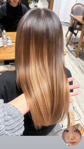 ロング レイヤー/透明感 HIRARIのヘアスタイル