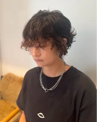 ショート パーマ 艶カラー 🩵NATSUKIのヘアスタイル