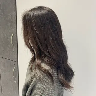 ロング 高橋 円のヘアスタイル