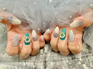 ネイル Luna K.のネイルデザイン