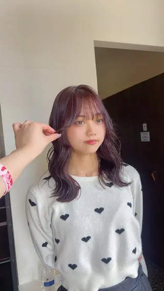 セミロング 譜久島 かりんのヘアスタイル